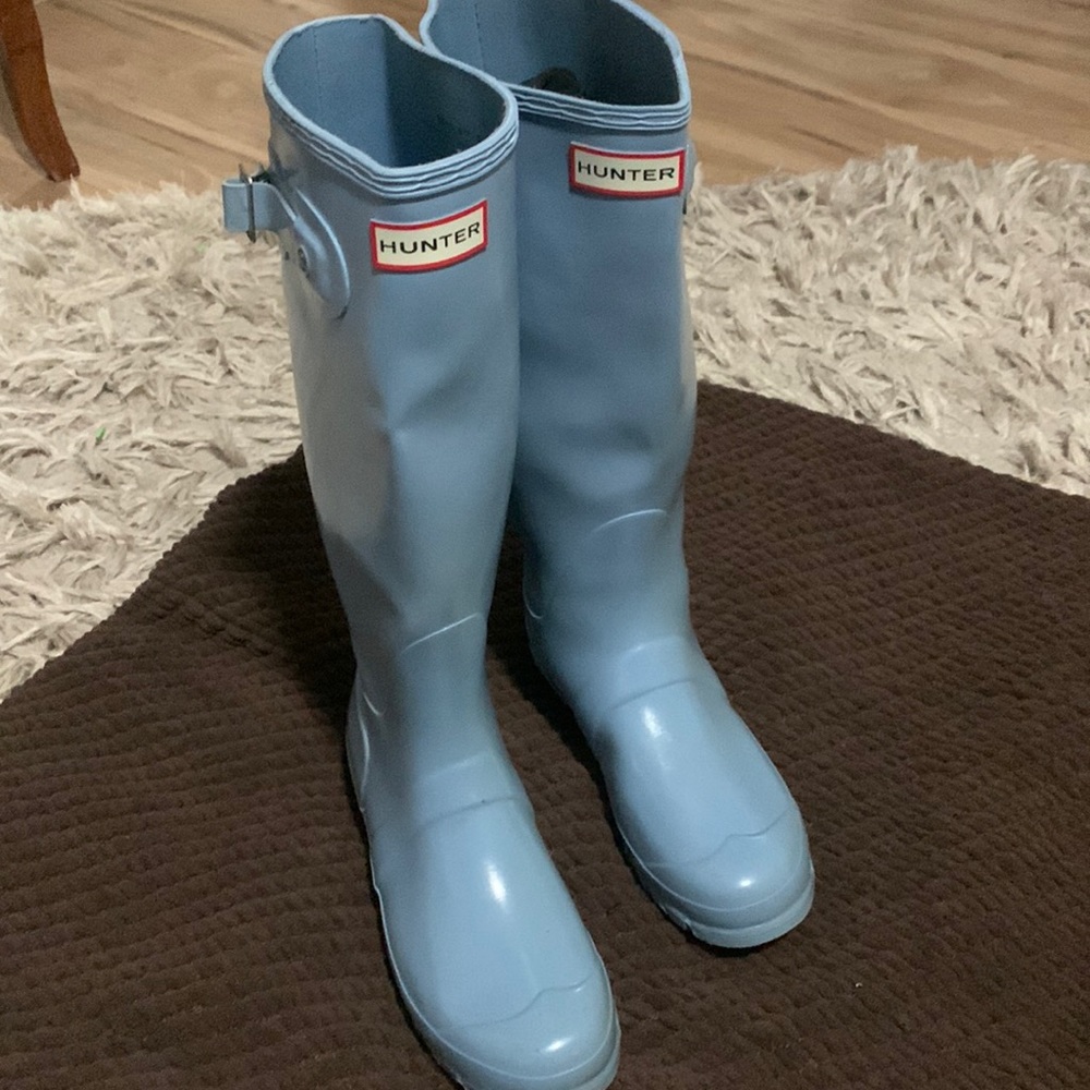 Baby blue hunter boots